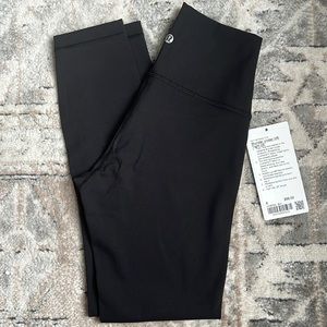 NWT black Lululemon Wunder Under high rise tight 25inch
